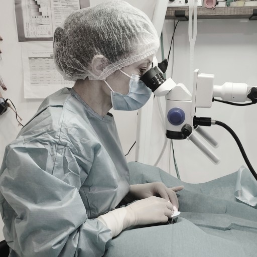 Dr Zoé LEVY